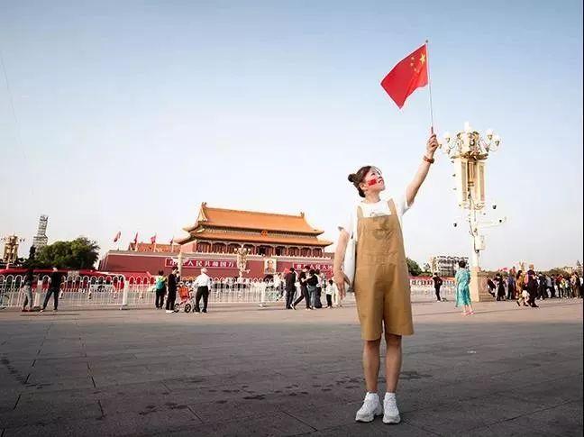 美社交媒体遇“寒冬”：纽约将其列为与枪支烟草同等“社会公害”，佛州拟禁止16岁以下使用